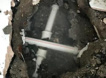 美兰阳台漏水维修公司为您分享楼上楼下漏水怎么处理